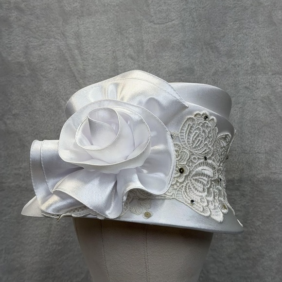 Mr. Hi\'s Hat Cloche Womens Kentucky Derby Church White Ruffle Embroidered Sequin main image 12